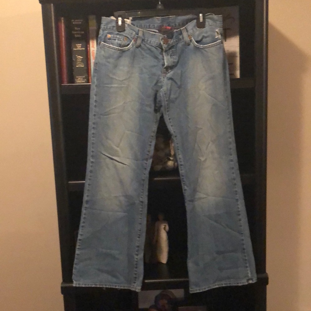 Lucky Jeans